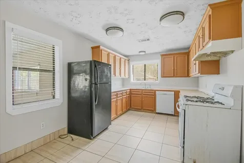 501 Ladd Street Dayton TX 77535