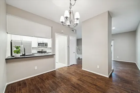 11711 Memorial Drive 101 Houston TX 77024