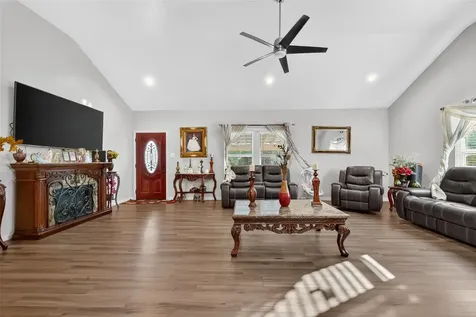 1619 Dolores Street Rosharon TX 77583