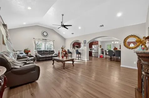 1619 Dolores Street Rosharon TX 77583