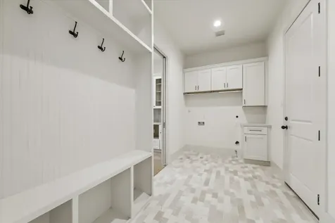 4817 Kingfisher Drive Houston TX 77035