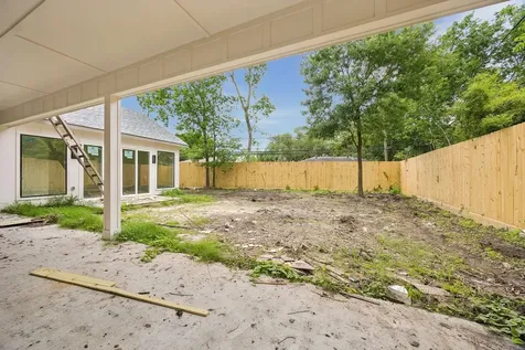 4817 Kingfisher Drive Houston TX 77035