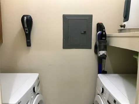 7000 Seawall Boulevard 713 Galveston TX 77551
