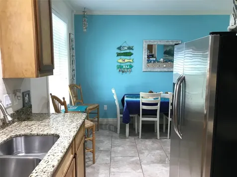 7000 Seawall Boulevard 713 Galveston TX 77551