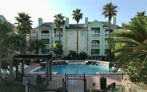 7000 Seawall Boulevard 713 Galveston TX 77551