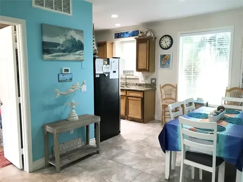 7000 Seawall Boulevard 713 Galveston TX 77551