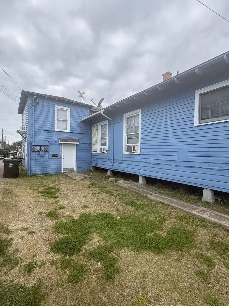 2205 33rd Street Rear Galveston TX 77550