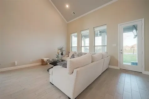 6410 Tiburon Lakes Drive Katy TX 77493