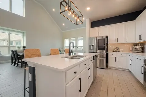 6410 Tiburon Lakes Drive Katy TX 77493
