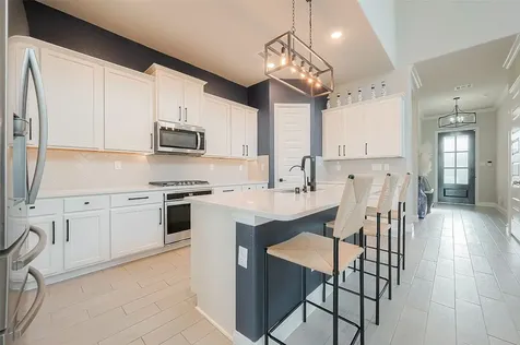 6410 Tiburon Lakes Drive Katy TX 77493