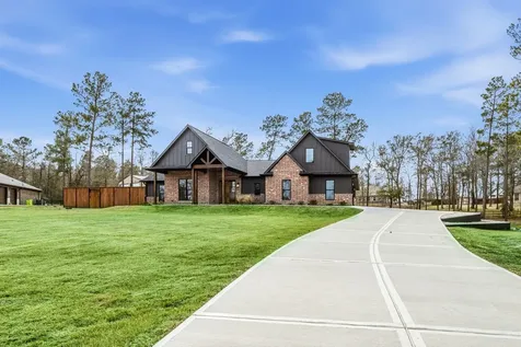 104 Noah Court Huntsville TX 77320