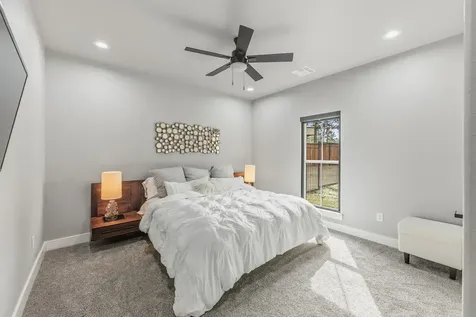 104 Noah Court Huntsville TX 77320
