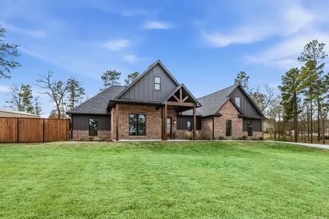 104 Noah Court Huntsville TX 77320