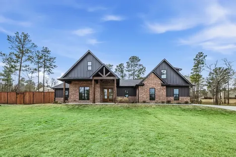 104 Noah Court Huntsville TX 77320