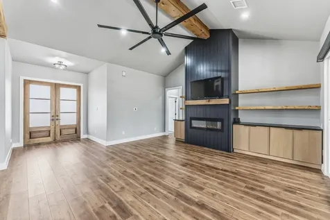 104 Noah Court Huntsville TX 77320