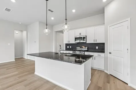 21115 Sunlight Grove Drive Rosharon TX 77583