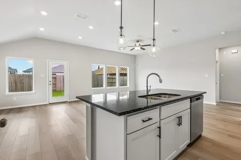 21115 Sunlight Grove Drive Rosharon TX 77583