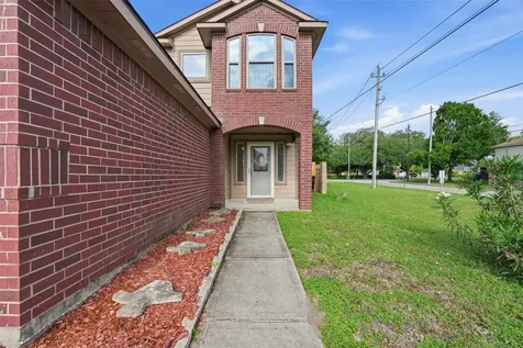 8902 Iron Springs Drive Houston TX 77034