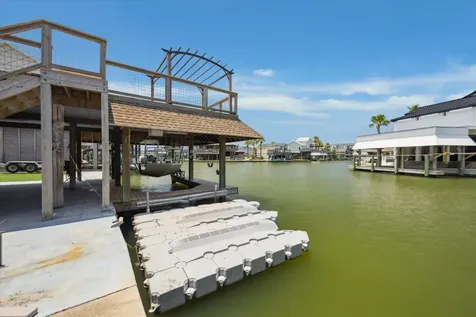 219 Bora Bora Drive Tiki Island TX 77554