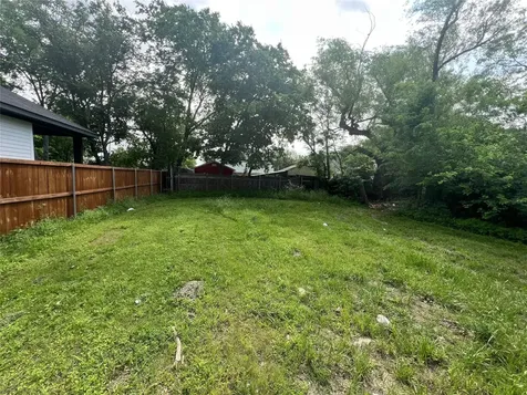 4126 Esmalda Street Dallas TX 75212