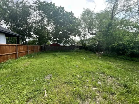 4126 Esmalda Street Dallas TX 75212