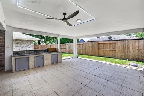 10714 Sagewind Drive Houston TX 77089
