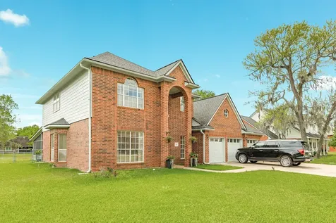 54 Peppermint Court Lake Jackson TX 77566