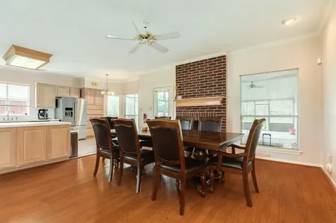 54 Peppermint Court Lake Jackson TX 77566