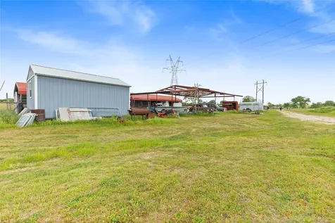 7171 Breezewood Drive Iola TX 77861