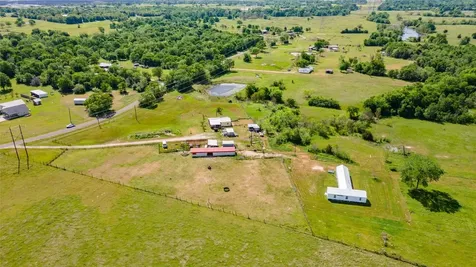 7171 Breezewood Drive Iola TX 77861
