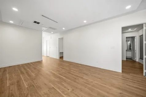 1839 Colquitt Street Houston TX 77098