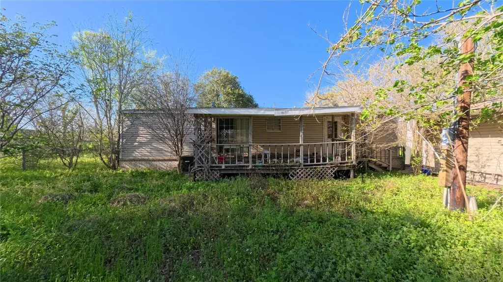 505 Koym Street East Bernard TX 77435