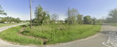 582, 192-194 Camino Del Arroyo Van Vleck TX 77482
