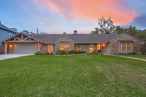 426 W Gaywood Drive Houston TX 77079