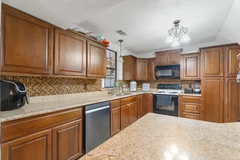 64 County Road 4321 Dayton TX 77535