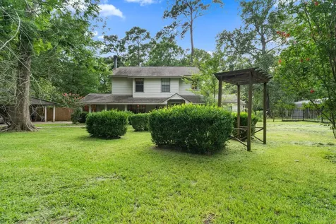 64 County Road 4321 Dayton TX 77535