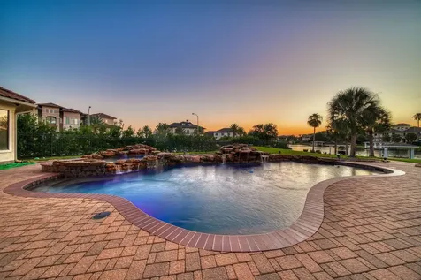 1303 Lakeway Drive Seabrook TX 77586