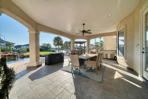 1303 Lakeway Drive Seabrook TX 77586