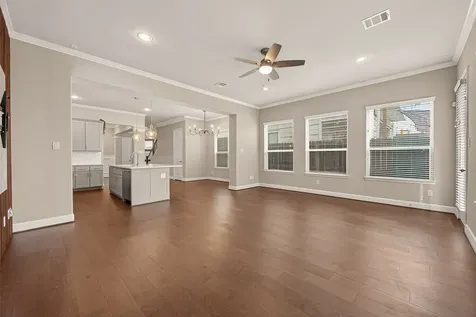4413 Schuler Street B Houston TX 77007