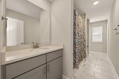 4413 Schuler Street B Houston TX 77007