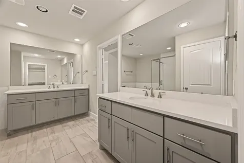 4413 Schuler Street B Houston TX 77007