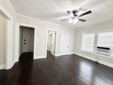 3920 Fannin Street 204 Houston TX 77004