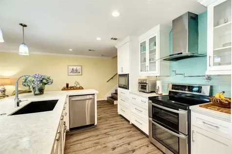 8302 Seawall Boulevard 5 Galveston TX 77554