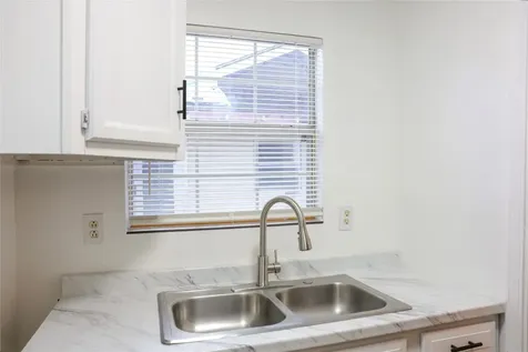 10 Jenkins Street Houston TX 77003