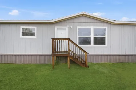 12245 County Road 37495 Cleveland TX 77327