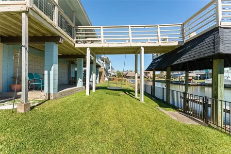12 S Sandpiper Street La Marque TX 77568