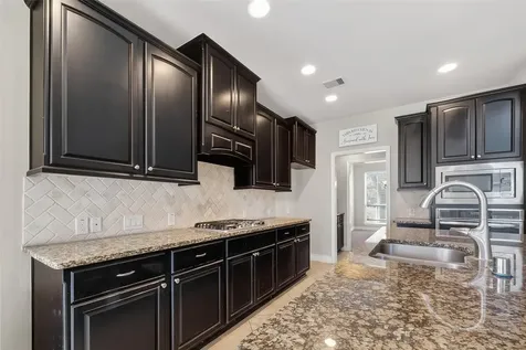 13613 Sunset Harbor Drive Pearland TX 77584