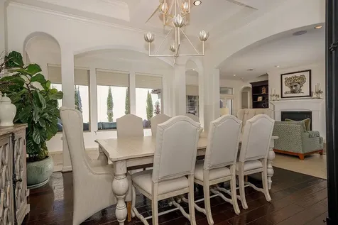 10 Moatwood Court The Woodlands TX 77382