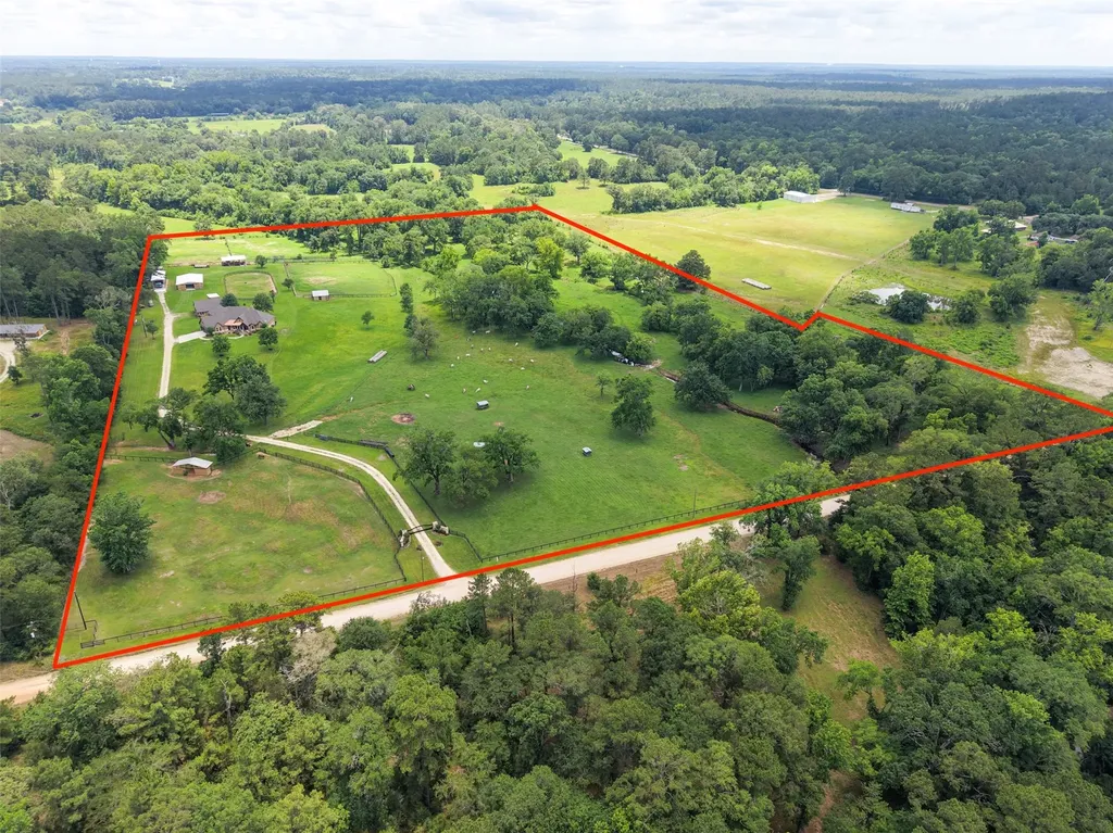 40 Stewart Road New Waverly TX 77358