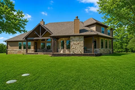 40 Stewart Road New Waverly TX 77358